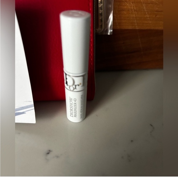 NWT Christian Dior Cosmetic Pouch with Cosmetics and J’adore Eau d’ Parfum - Picture 6 of 8